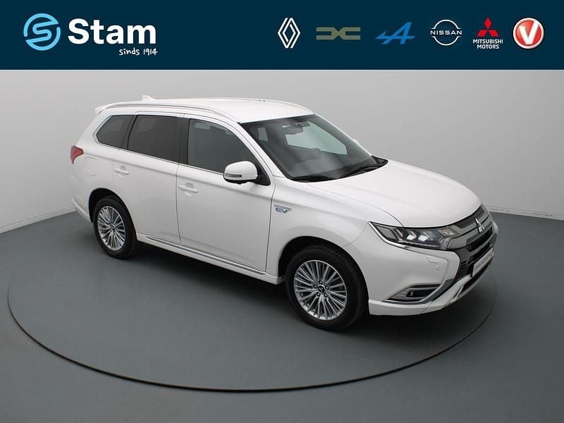 Wit Gebruikt 2021 Mitsubishi Outlander Instyle SUV | € 25.990 (Goede deal) - Afbeelding 1/4