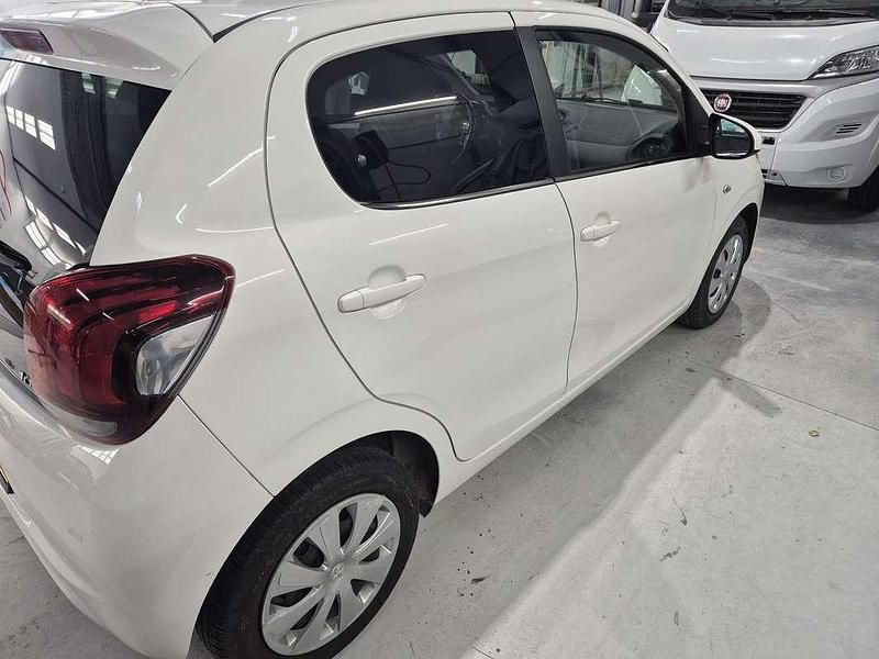 Occasion Peugeot 108 Active 72 PK (52 kW) 2019 Wit Sedan
