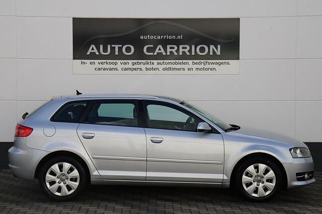 Occasion Audi A3 Sportback 125 PK (91 kW) 2011 Grijs (metallic) Hatchback