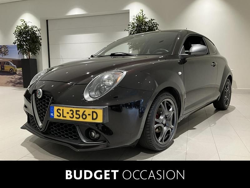 Zwart Gebruikt 2018 Alfa Romeo MiTo Super Hatchback | € 8.900 (Eerlijke prijs) - Afbeelding 1/4
