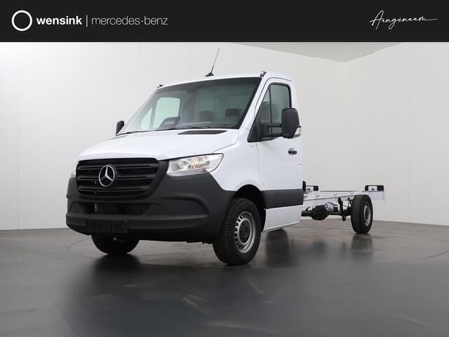 Wit Nieuw 2024 Mercedes Sprinter Van | € 47.950 - Afbeelding 1/4