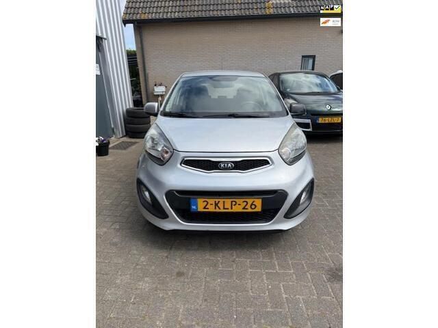 Grijs Gebruikt 2013 Kia Picanto Comfort Hatchback | € 3.950 (Eerlijke prijs) - Afbeelding 1/4
