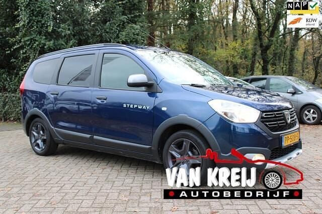 Blauw Gebruikt 2017 Dacia Lodgy Stepway MPV | € 9.850 (Eerlijke prijs) - Afbeelding 1/4