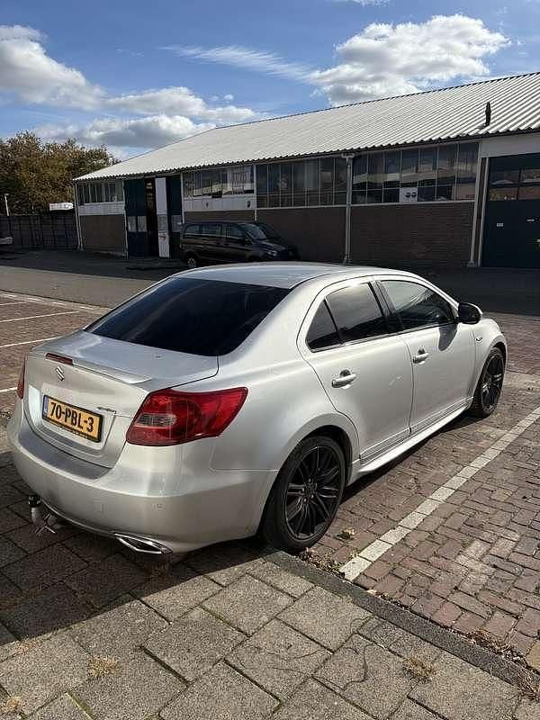Occasion Suzuki Kizashi Sport 178 PK (130 kW) 2011 Grijs Sedan