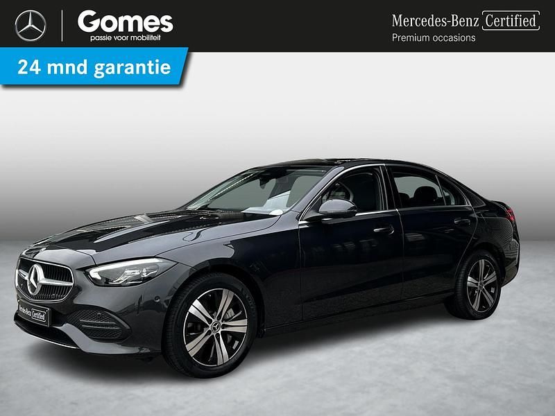Grijs Gebruikt 2023 Mercedes C300 Luxury Sedan | € 44.950 (Eerlijke prijs) - Afbeelding 1/4