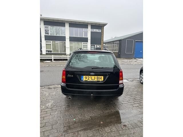 Occasion Ford Focus 101 PK (74 kW) 2003 Zwart Stationwagen