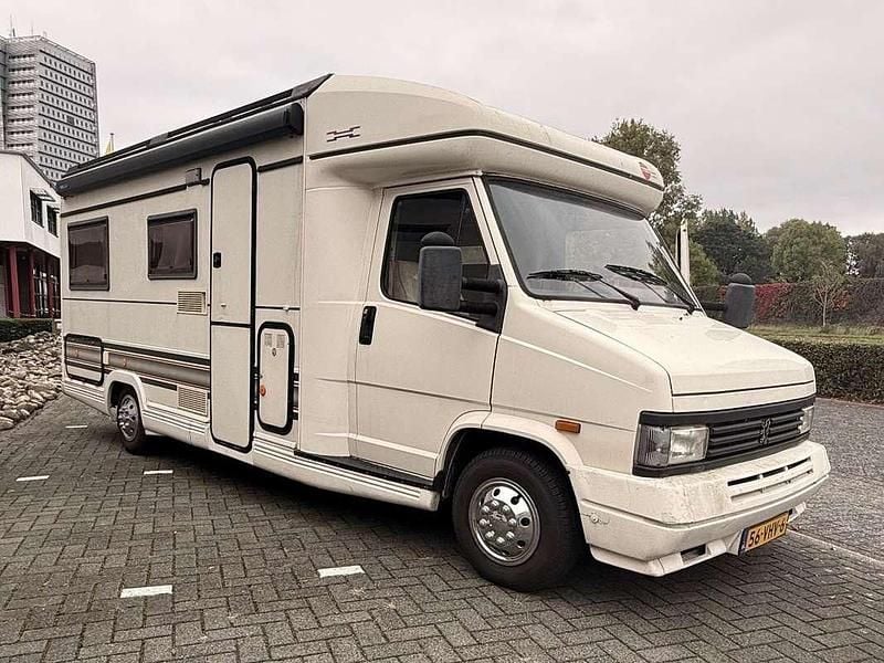 Wit Gebruikt 1992 Peugeot J5 MPV | € 9.750 - Afbeelding 1/4