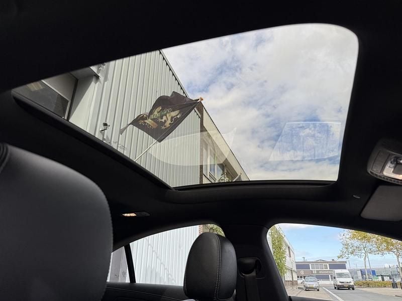 Occasion Mercedes CLA250 Premium 161 PK (118 kW) 2022 Wit Sedan