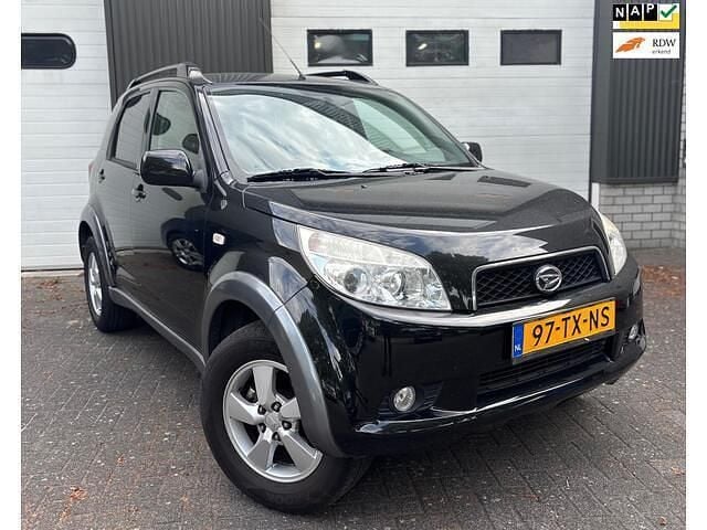 Zwart Gebruikt 2007 Daihatsu Terios SUV | € 7.500 (Eerlijke prijs) - Afbeelding 1/4