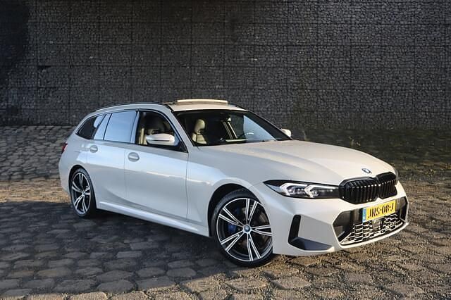 Occasion BMW 330 292 PK (214 kW) 2023 Wit Stationwagen