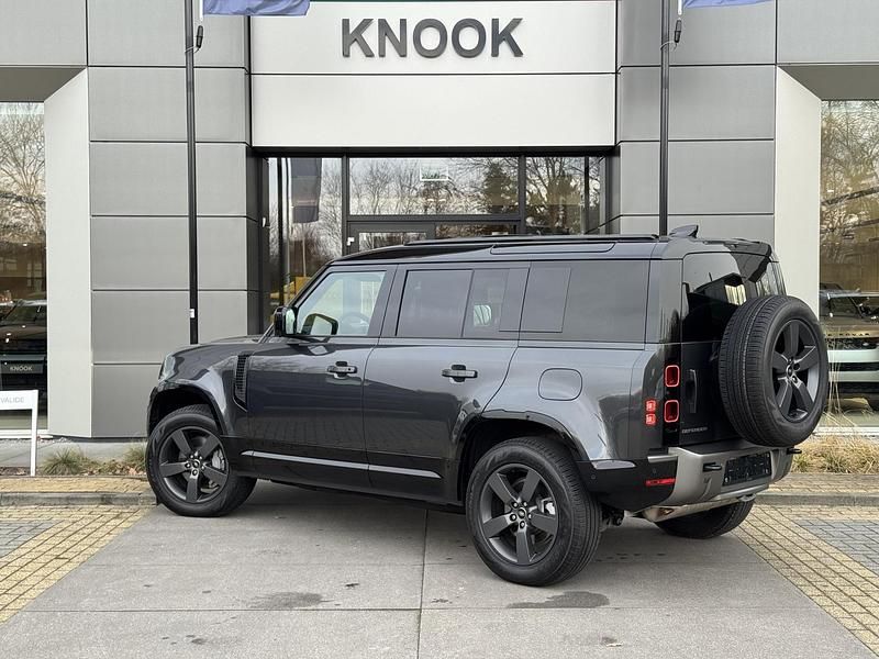 Occasion Land Rover Defender SE Dynamic 300 PK (220 kW) 2025 Grijs SUV
