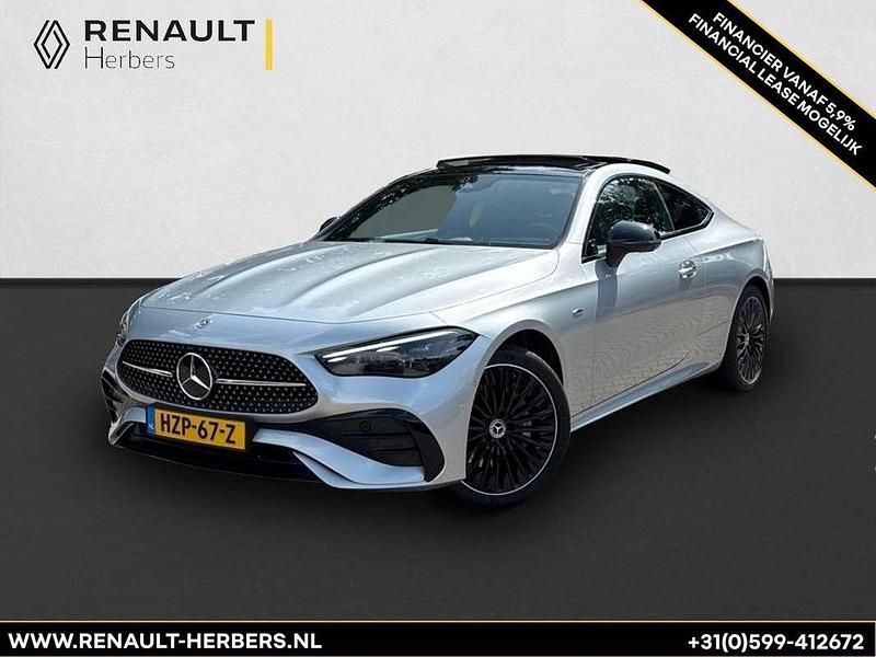 Zilver, metallic lak Gebruikt 2024 Mercedes CLE300 AMG line Coupé | € 63.950 - Afbeelding 1/4
