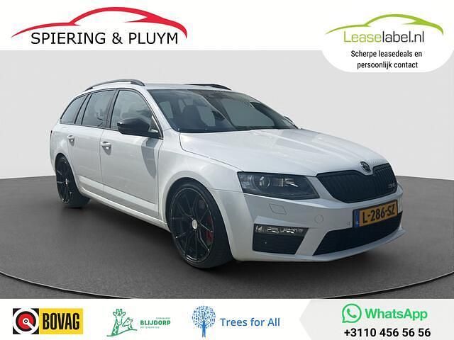 Wit Gebruikt 2016 Skoda Octavia RS Stationwagen | € 13.595 (Super prijs) - Afbeelding 1/4