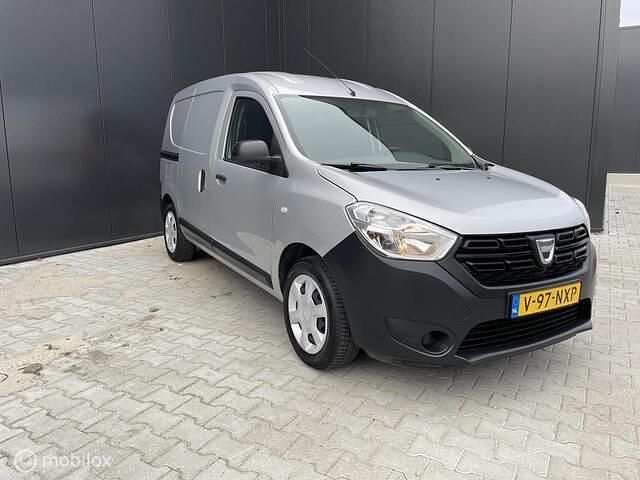 Occasion Dacia Dokker 102 PK (75 kW) 2017 Grijs (metallic) MPV
