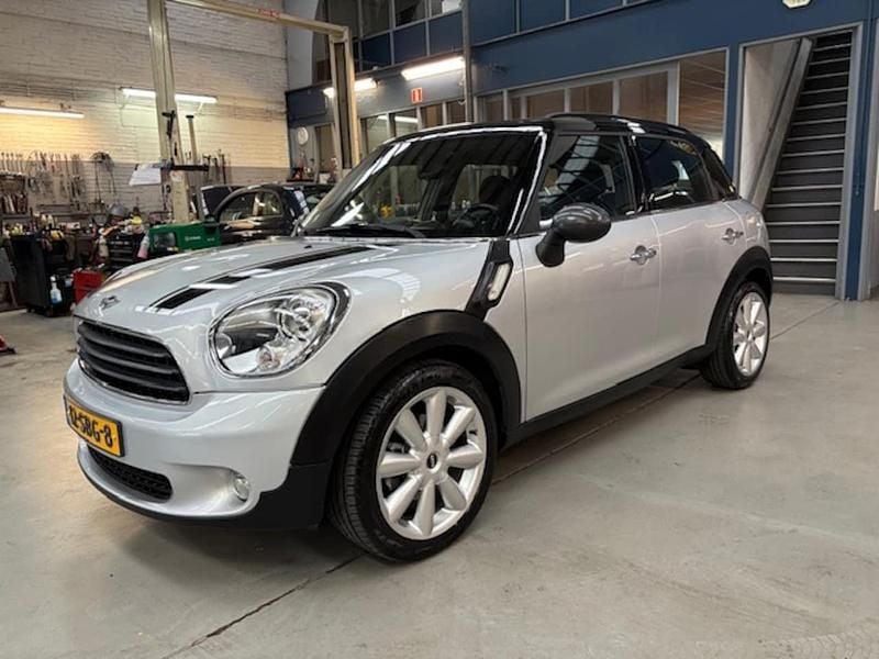 Grijs Gebruikt 2011 Mini Cooper Countryman Business SUV | € 6.750 (Eerlijke prijs) - Afbeelding 1/4