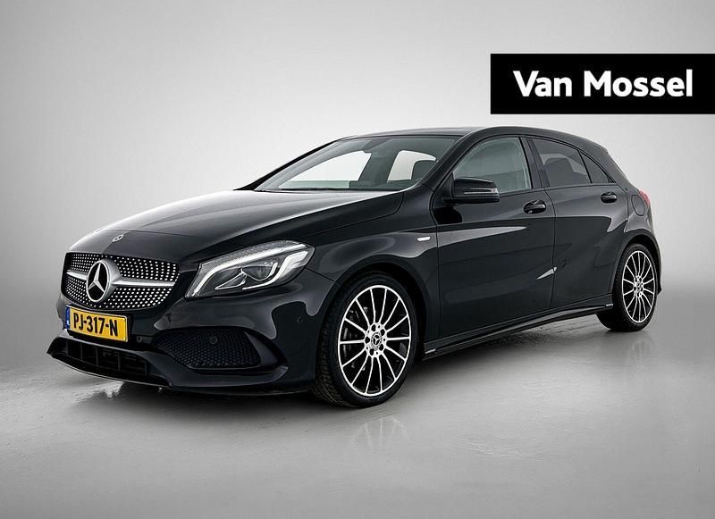 Zwart Gebruikt 2017 Mercedes A160 AMG Hatchback | € 17.900 (Eerlijke prijs) - Afbeelding 1/4