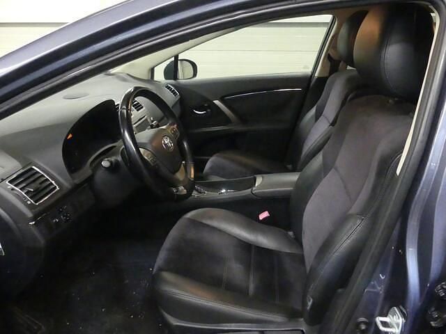 Occasion Toyota Avensis Business Edition 147 PK (108 kW) 2012 Blauw Stationwagen