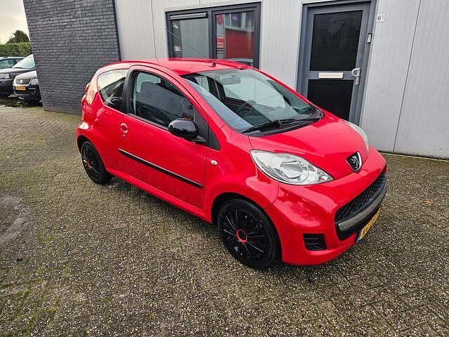 Occasion Peugeot 107 68 PK (50 kW) 2009 Rood Hatchback