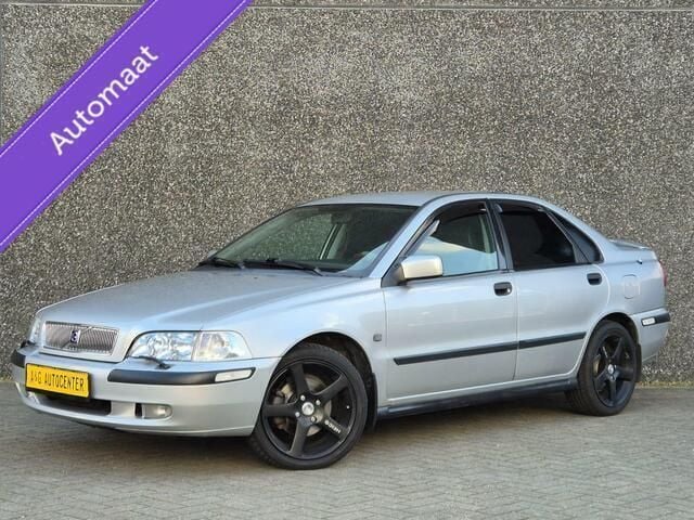 Grijs Gebruikt 2001 Volvo S40 Dynamic Sedan | € 4.495 (Duur) - Afbeelding 1/4