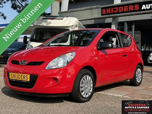 Rood Gebruikt 2010 Hyundai i20 Hatchback | € 3.450 (Eerlijke prijs) - Afbeelding 1/4