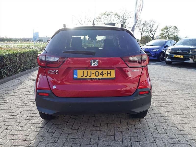 Occasion Honda Jazz Hybrid 98 PK (72 kW) 2020 Rood Hatchback