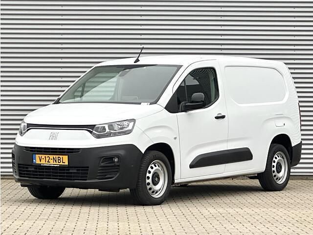 Wit Occasion 2023 Fiat Doblò MPV | € 18.950 (Eerlijke prijs) - Afbeelding 1/4