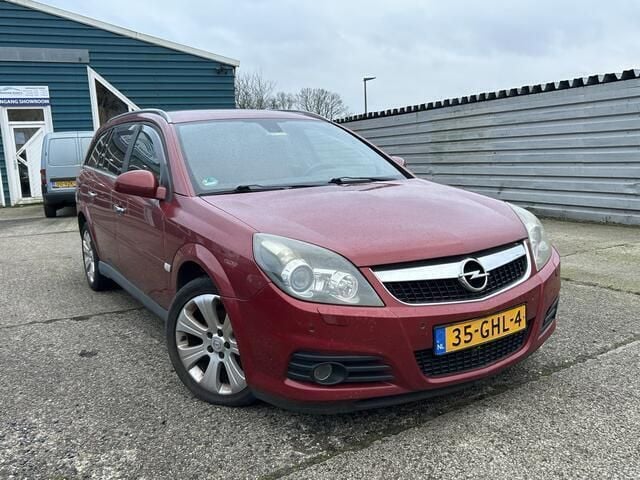 Occasion Opel Vectra Executive 140 PK (102 kW) 2008 Rood Stationwagen