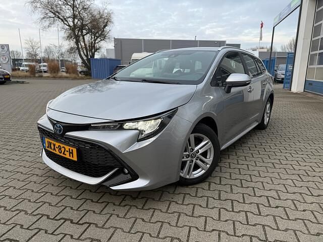 Grijs Occasion 2022 Toyota Corolla Stationwagen | € 22.745 (Goede deal) - Afbeelding 1/4