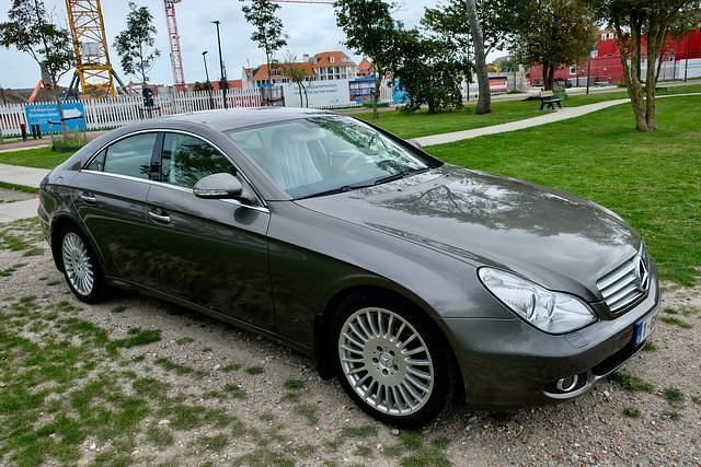 Occasion Mercedes CLS500 272 PK (200 kW) 2005 Beige Sedan