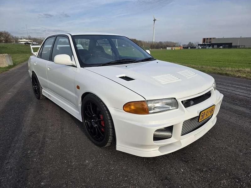 Wit Gebruikt 1995 Mitsubishi Lancer Evolution Sedan | € 50.000 - Afbeelding 1/4