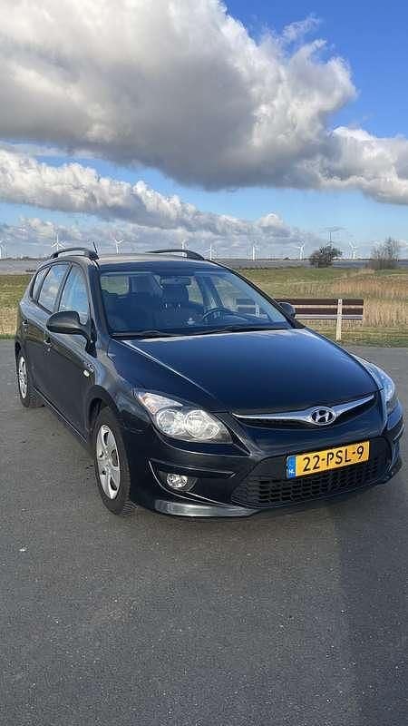 Occasion 2011 Hyundai i30 Classic Stationwagen | € 2.900 (Eerlijke prijs) - Afbeelding 1/4