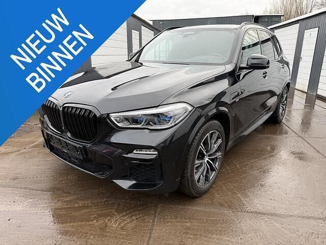 Zwart Occasion 2020 BMW X5 Executive SUV | € 46.950 (Super prijs) - Afbeelding 1/4