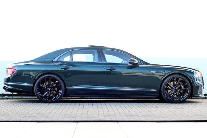 Occasion Bentley Flying Spur 783 PK (575 kW) 2024 Groen Sedan