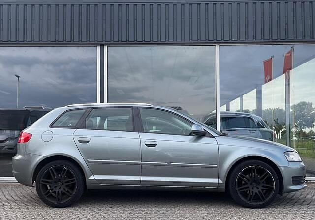 Occasion Audi A3 Sportback Ambiente 160 PK (117 kW) 2008 Grijs Hatchback
