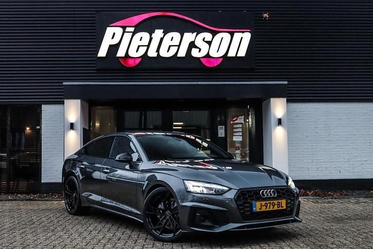 Grijs Occasion 2020 Audi A5 Sportback S-Line Hatchback | € 24.899 (Goede deal) - Afbeelding 1/4