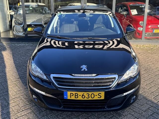 Occasion Peugeot 308 111 PK (81 kW) 2017 Zwart Hatchback