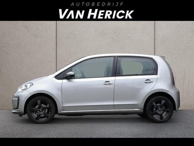 Grijs (metallic) Gebruikt 2018 VW up! move up! Hatchback | € 9.445 (Super prijs) - Afbeelding 1/3