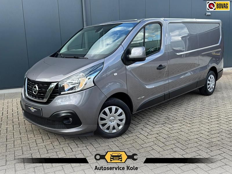 Grijs Gebruikt 2019 Nissan NV300 S Van | € 11.480 (Eerlijke prijs) - Afbeelding 1/4