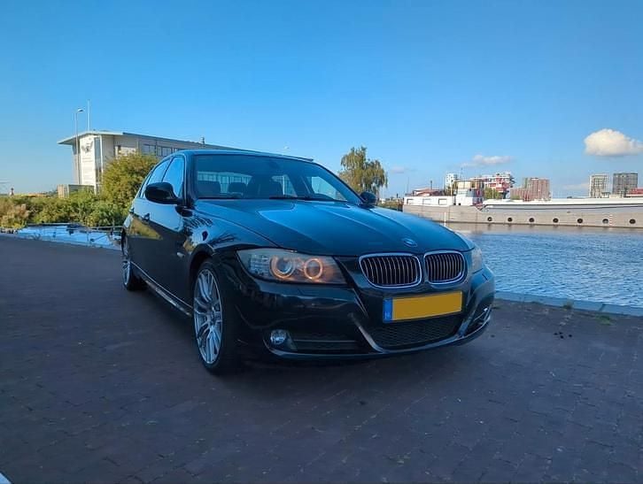 Gebruikt 2009 BMW 325 | € 6.950 - Afbeelding 1/4