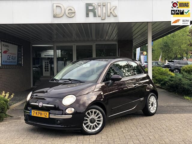 Paars Gebruikt 2013 Fiat 500 Lounge Hatchback | € 5.450 (Eerlijke prijs) - Afbeelding 1/4