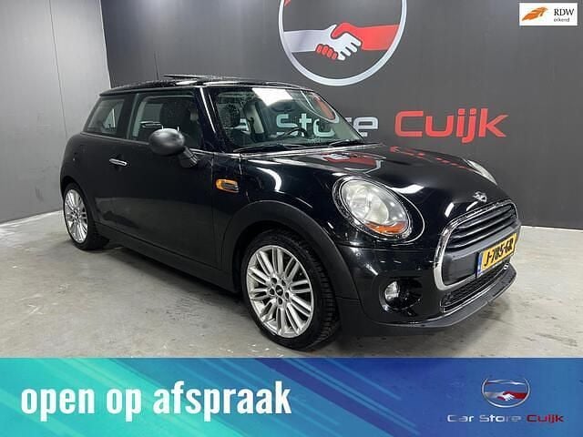 Zwart Gebruikt 2014 Mini ONE Business Hatchback | € 9.880 (Eerlijke prijs) - Afbeelding 1/4