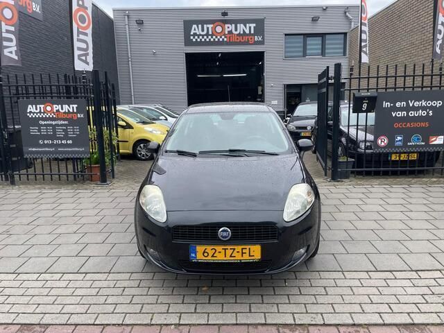 Occasion Fiat Grande Punto Emotion 95 PK (69 kW) 2007 Zwart Hatchback