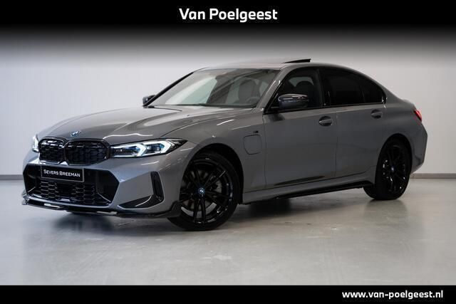 Grijs Gebruikt 2024 BMW 320 M Performance Sedan | € 49.795 (Duur) - Afbeelding 1/4