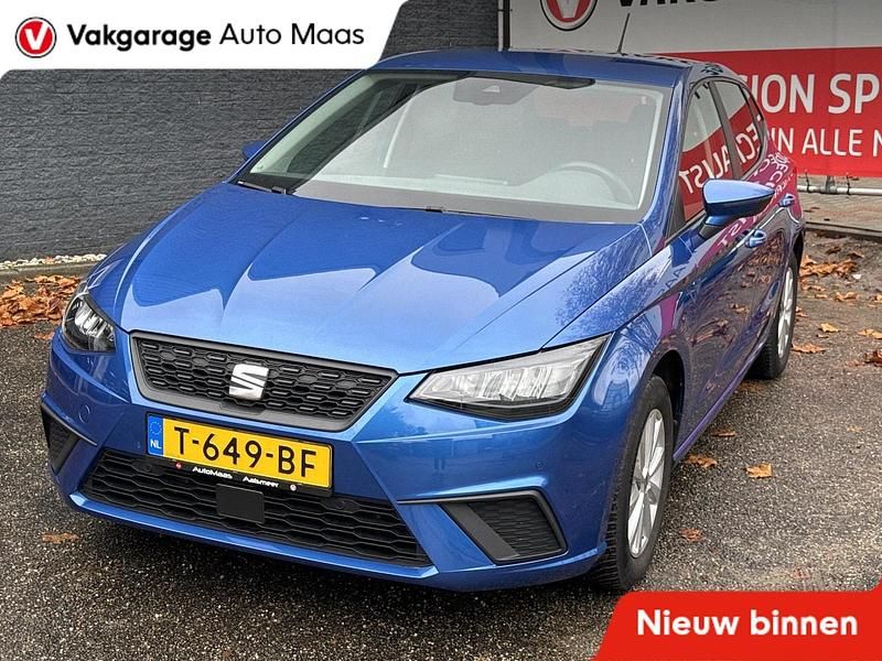 Blauw Gebruikt 2023 Seat Ibiza Business Hatchback | € 17.349 (Eerlijke prijs) - Afbeelding 1/4