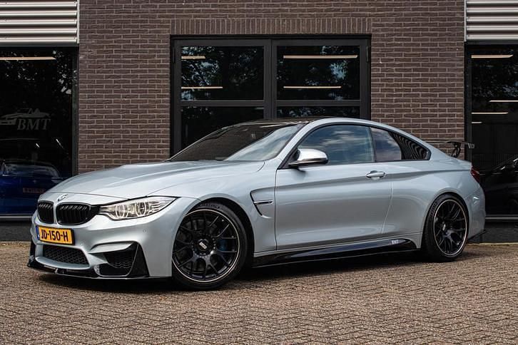 Occasion BMW M4 Sport Line 433 PK (318 kW) 2015 Grijs, metallic lak Coupé