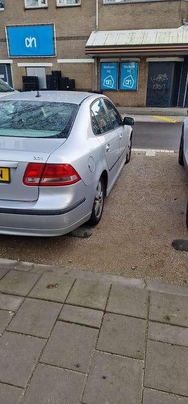 Grijs Gebruikt 2003 Saab 9-3 Vector Sedan | € 650 (Super prijs) - Afbeelding 1/4