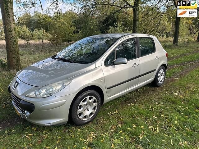 Grijs Gebruikt 2005 Peugeot 307 Hatchback | € 1.500 (Eerlijke prijs) - Afbeelding 1/4