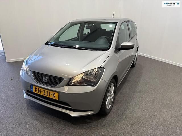 Grijs Gebruikt 2016 Seat Mii Style Hatchback | € 8.450 (Eerlijke prijs) - Afbeelding 1/4