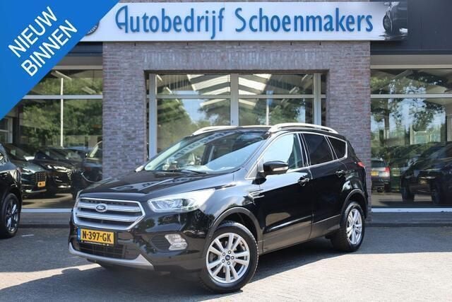 Zwart Gebruikt 2020 Ford Kuga Titanium SUV | € 22.445 (Goede deal) - Afbeelding 1/4