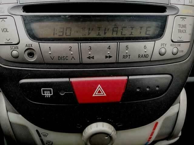 Occasion Toyota Aygo 54 PK (39 kW) 2007 Grijs Hatchback